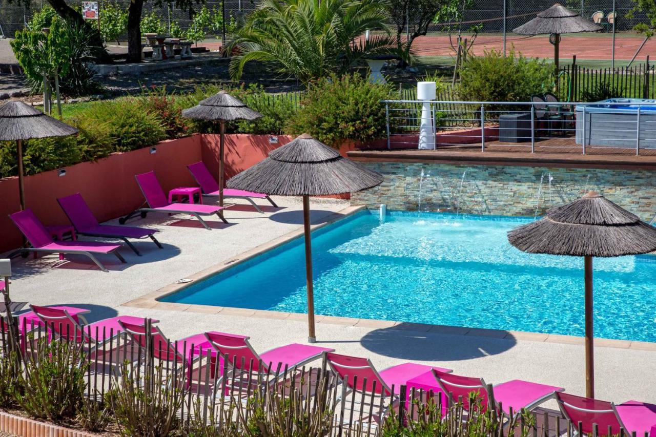 Hotel Les Pins Blancs En Provence Le Muy Exteriér fotografie