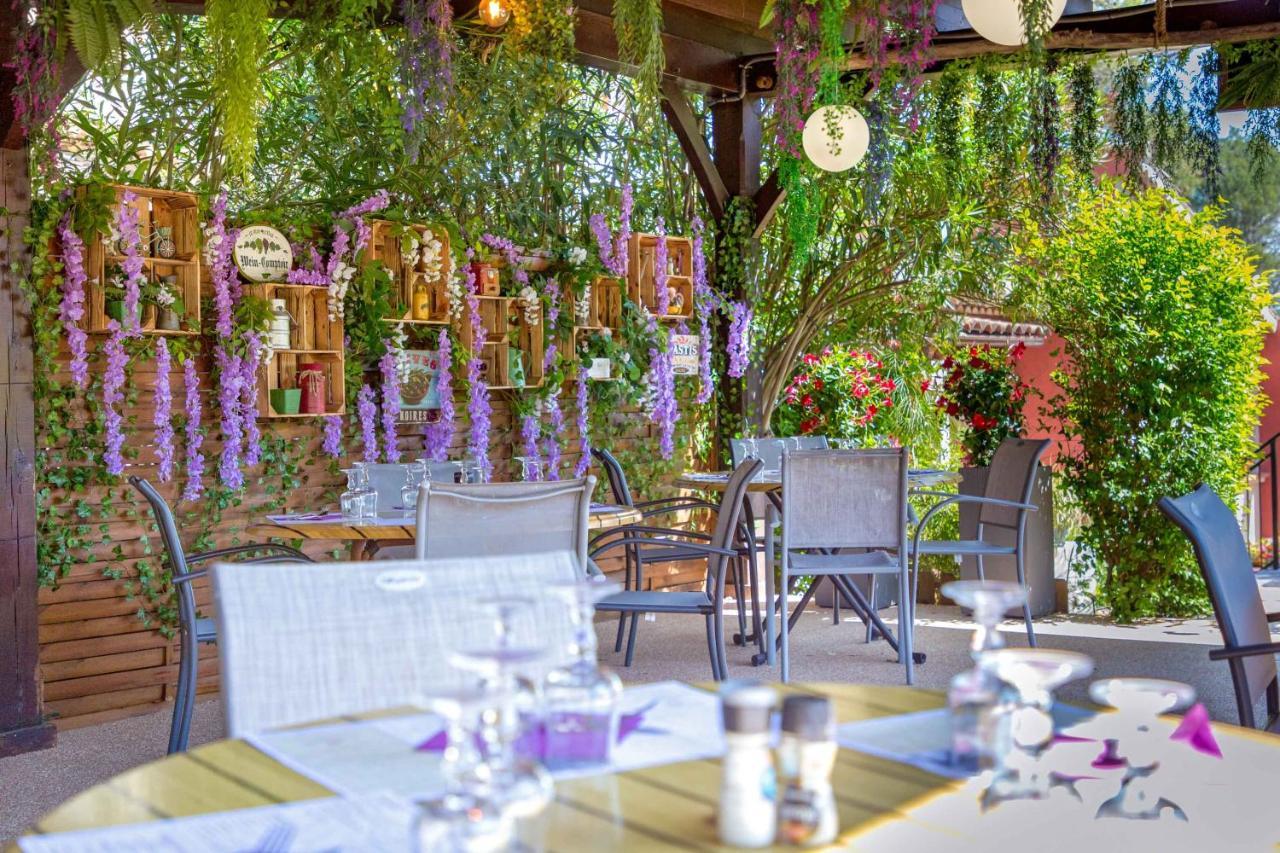 Hotel Les Pins Blancs En Provence Le Muy Exteriér fotografie